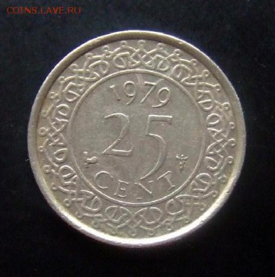 4 - Суринам 25 центов (1979) Р