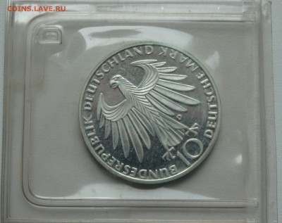 ФРГ 10 марок 1972 г. спортсмены пруф (D) запайка мон. двора - DSC01905.JPG