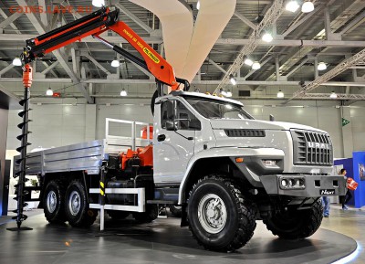 Урал представил новые автомобили - 1847201