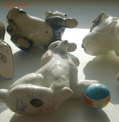 6 разных статуэток фарфор - P1300433.JPG