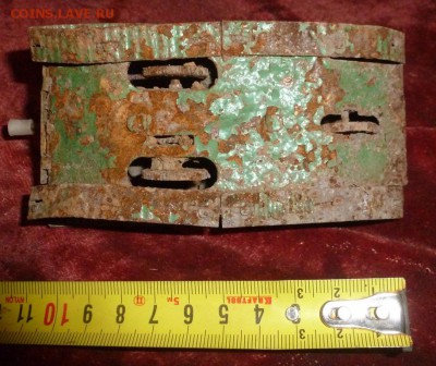 Жестяной игрушечный танк 1960-х-70 годов. С чердака - P1240359.JPG