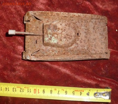 Жестяной игрушечный танк 1960-х-70 годов. С чердака - P1240357.JPG