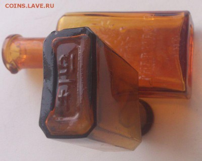 Два аптечных пузырька - 4