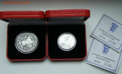 Серебряные Монеты разных стран, Пруф, с футлярами и без - DSC03841.JPG