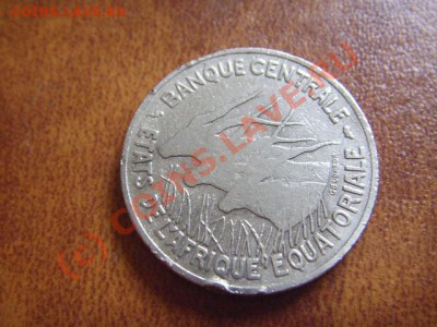 Экватор. Африк. Штаты 100 франков 1967 до 12.08 в 21.00 М - LPIC7373.JPG