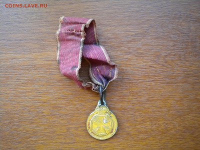 АННИНСКАЯ МЕДАЛЬ на родной ленте, нач. 19 века. - DSCN3381.JPG