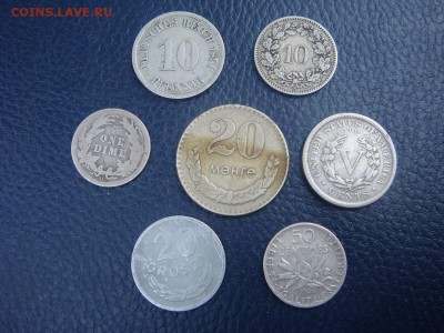 СЕМЬ иностранных монет,есть СЕРЕБРО - DSC01917.JPG