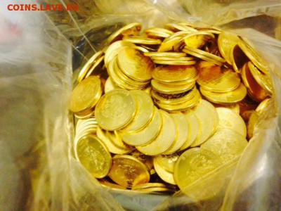 10рублей эсклюзив( самара),цветные  70 лет и 1812 позолота - 1_1_~1.JPG