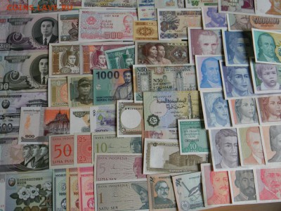 100 иностранных банкнот + Бонус. - DSCN2856.JPG