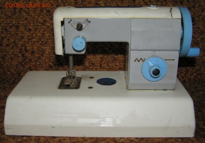 детская швейная машинка 1 - P1010192_новый размер.JPG