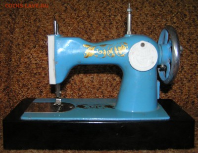 детская швейная машинка полностью металлическая - P1010190_новый размер.JPG
