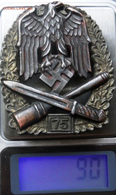 Немецкий нагрудный знак со свастикой на опознание и оценку - SAM_3987.JPG