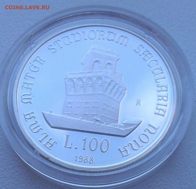 С 200р. Италия 100 лир 1988 Университет 26.09 - IMAG2246