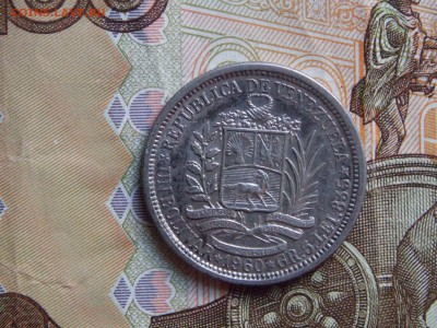 1боливар Венесуэла1960 1гульден Нидерланды1957г. 01.10.15 - боливар1