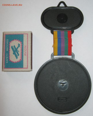 Сувенир «Золотая шайба»+справочник, до 04.10 - IMG_0815.JPG