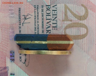 100 рублей 1992 года (не магнитит, биметаллическая) - image