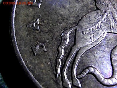 50 копеек  2010 года М шт В с выкрошкой. до 16.10.15. - 11152528