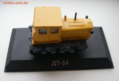 5 Масштабных моделей автомобилей 1:43 и 2 1:72 до 19.10 - PA150002.JPG