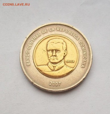 биметалл! Доминикана 5 песо 2002 + 10 песо 2007 - 100_3365