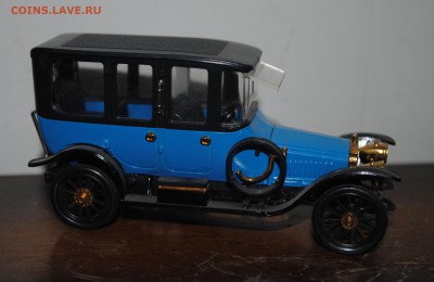 Модель Руссо-Балт Берлин 1:43 СССР - DSC_0164.JPG