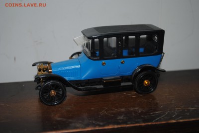 Модель Руссо-Балт Берлин 1:43 СССР - DSC_0165.JPG