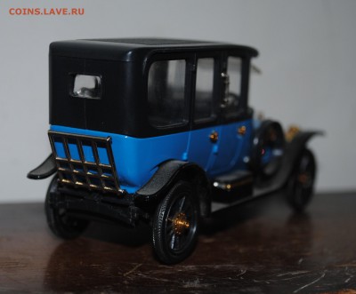 Модель Руссо-Балт Берлин 1:43 СССР - DSC_0168.JPG