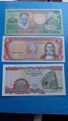 Суринам 25 гульденов ,Доминикана 5 UNC  в 21-20 мСК  4 ноя - цц 29.10.2015 лллл 096.JPG