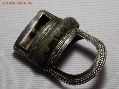 ножны?или бляха от ремня с инициалами.похоже на серебро. - RSCN1155.JPG