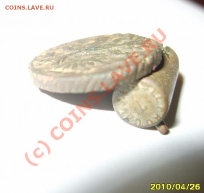 Полушка 1735 года - толщина - S8301254.JPG