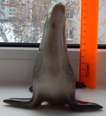 СТАТУЭТКА ФАРФОР ТЮЛЕНЬ (ЛФЗ) до 24.11.15 - DSCN2339.JPG