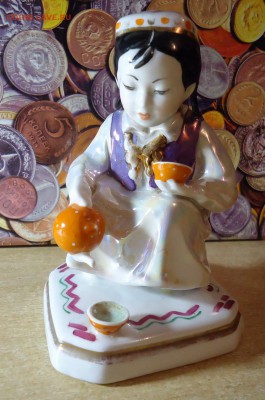 Статуэтка «Узбечка с чайником» до 26.11.2015  22.00 - 01