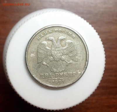 Неплохое смещение 2 рубля 1997 сп - image