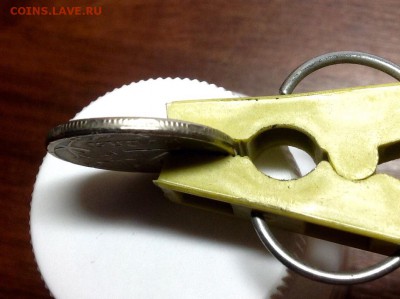 Неплохое смещение 2 рубля 1997 сп - image