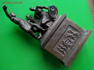 Бюстик Минин и Пожарский.Чердачная находочка. Бронза. - DSC07102.JPG