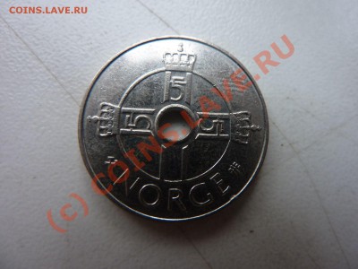 С дырочкой Норвегия 1 крона 1997 до 28.09. в 22-00 - MEMO0021.JPG