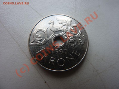 С дырочкой Норвегия 1 крона 1997 до 28.09. в 22-00 - MEMO0022.JPG