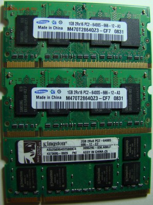ПАМЯТЬ ДЛЯ НОУТА 4Gb (2+1+1) SO-DIMM DDR2 30.12 22-00мск - DSC00981.JPG