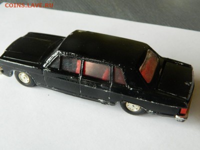 Масштабная модель "Чайка" ГАЗ-14 в 1:43 СССР - DSCN6581.JPG