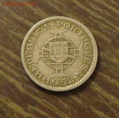ПОРТУГАЛЬСКАЯ ГВИНЕЯ - 2,5 эск. 1952 до 15.01, 22.00 - португ. гвинея 2 доллара - 2