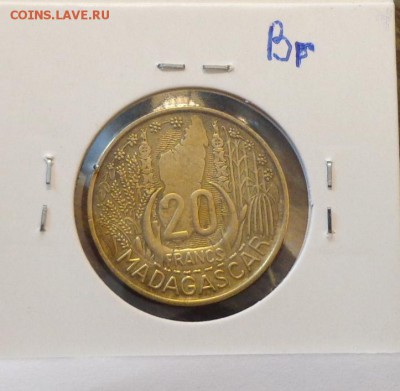 ФРАНЦ. МАДАГАСКАР - 20 франков 1953 до 17.01, 22.00 - Фр. Мадагаскар 20 франков