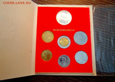 ВАТИКАН - набор 7 монет 1982 г. в буклете до 31.01, 22.00 - Ватикан набор1982 книжечка_1