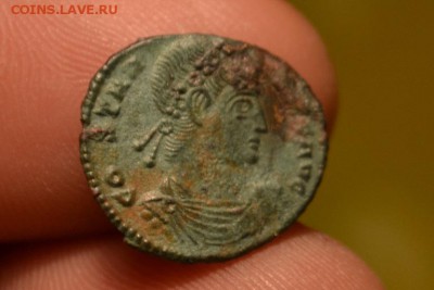монета Римской Империи IV век от Р,Х. - CSC_0683 (2).JPG