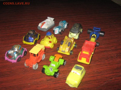 Машинки из " Киндер-сюрприза" 12 штук. до 3 02 2016 - IMG_2997.JPG