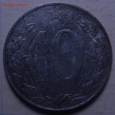 1 доллар 1968г-Либерия. 10?? 1954г-Чехословакия. - DSCN5899.JPG