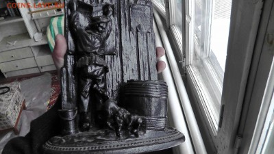 Спичечница «Наклейщик объявлений с собачкой и бочонком». - S1560095.JPG