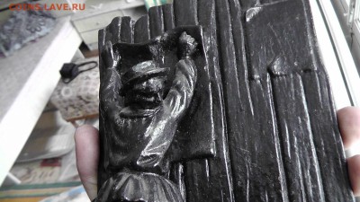 Спичечница «Наклейщик объявлений с собачкой и бочонком». - S1560097.JPG