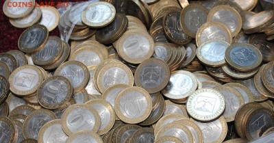 БИМЕТАЛЛ 2009  г. с номинала 763 шт. много в блеске - IMG_4197.JPG