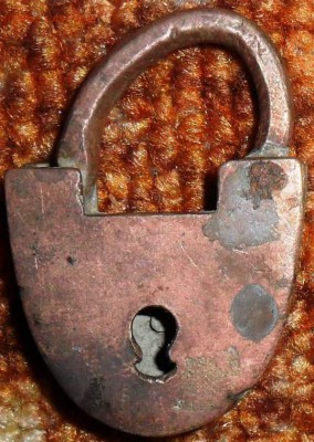 Замочек малый"Варыпаев". - SAM_1553.JPG