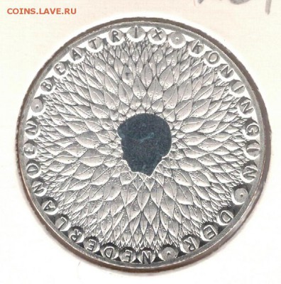 Нидерланды 5€ 2011 Фонд дикой природы 07.03 в 22.00 (Б803) - 4-нА
