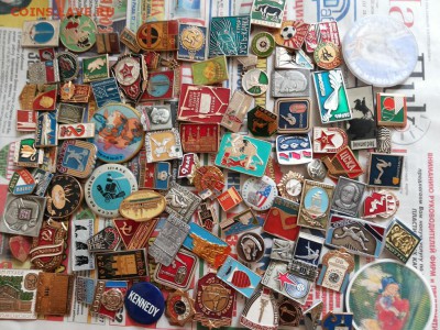 Значки  =  270 шт. до 14.03.16. 22-00. - 20160304_143124